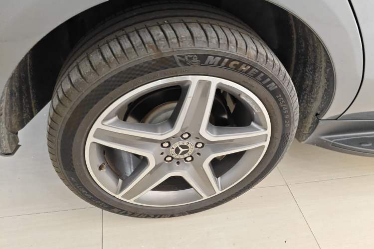 Used Mercedes-Benz GLE-Class 2017 GLE 400 4MATIC Middle East version