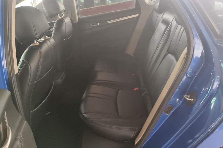 Used Honda Civic 2016 220TURBO CVT Prestige Edition
