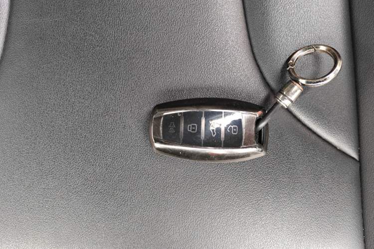 Used Haval M6 2021 PLUS 1.5T DCT Luxury Smart Connectivity Model
