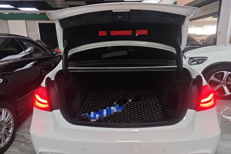 Used BMW 3 Series 2018 320Li Leading Model M Sport Package
