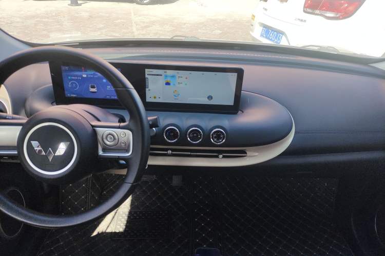 Used Wuling Bingo 2023 333 km Enjoyment Version
