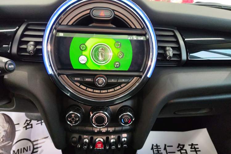 Used MINI MINI 2018 1.5T COOPER Classic Edition Five-Door Version
