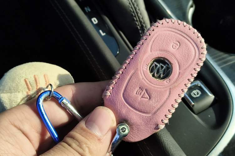 Used Buick Envision 2018 20T Two-Wheel-Drive Elite Model
