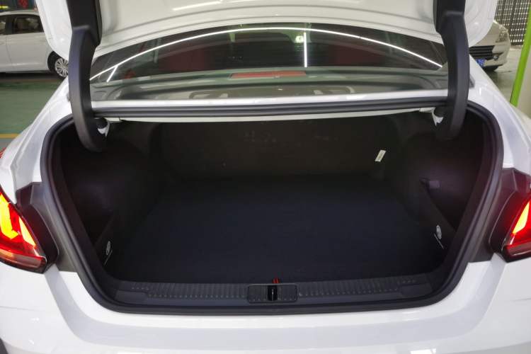 Used MG 5 2021 300TGI DCT Elegant Luxury Edition
