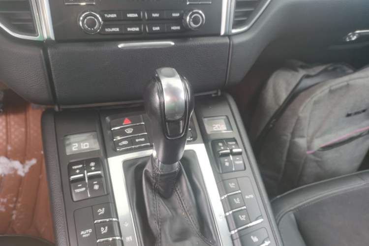 Used Porsche Macan 2017 Macan 2.0T