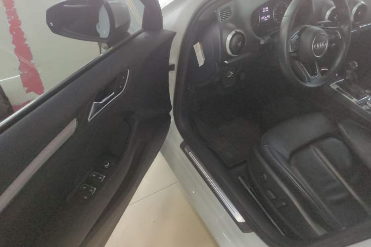 Used Audi A3 2018 30th Anniversary Edition Limousine 35 TFSI Style Model
