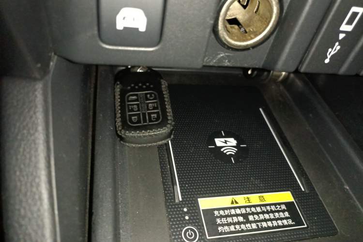 Used Honda Elysion 2022 2.0L eHEV Prestige Edition
