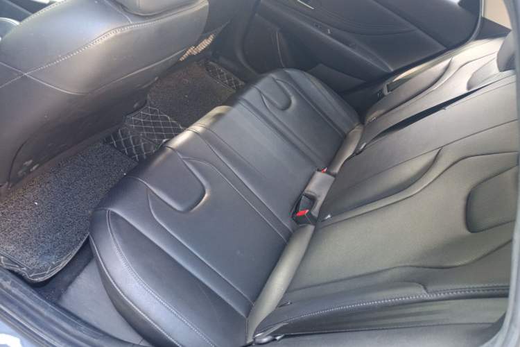 Used Hyundai Elantra 2021 1.5L CVT LUX Prestige Edition
