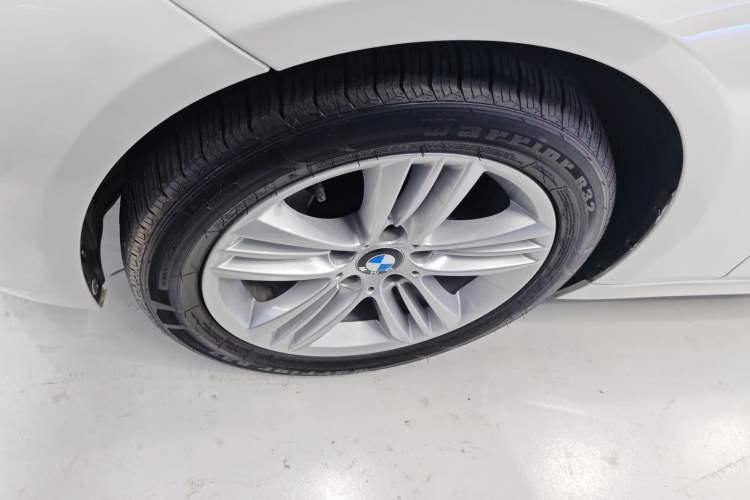Used BMW 3 Series 2016 320i Fashion Model
