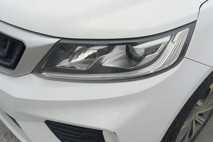 Used Geely Auto Vision X6 2020 1.4T CVT Luxury Edition
