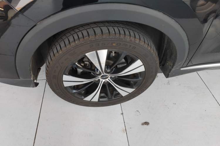 Used Roewe RX5 2020 PLUS 300TGI Automatic Ali National Trend Flagship Edition
