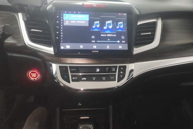 Used Honda Jade 2017 1.8L automatic Comfort version 5 seats
