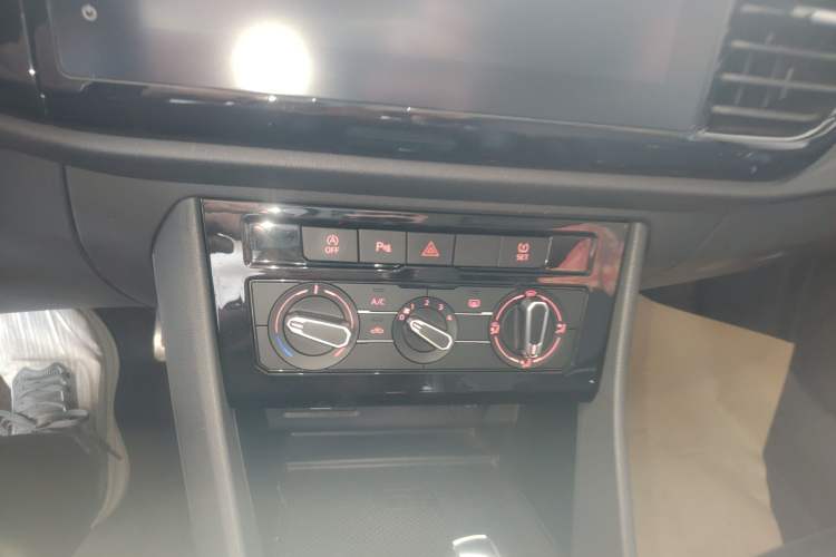 Used Jetta VS7 2020 1.4T Automatic Enjoyment Model
