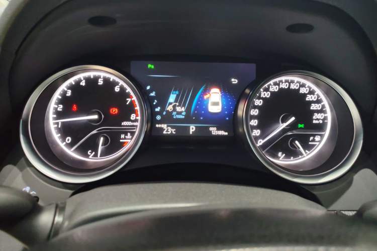 Used Toyota Camry 2018 2.5G Luxury Edition
