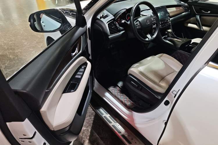 Used Honda Avancier 2017 240TURBO Two-Wheel Drive Luxury Edition
