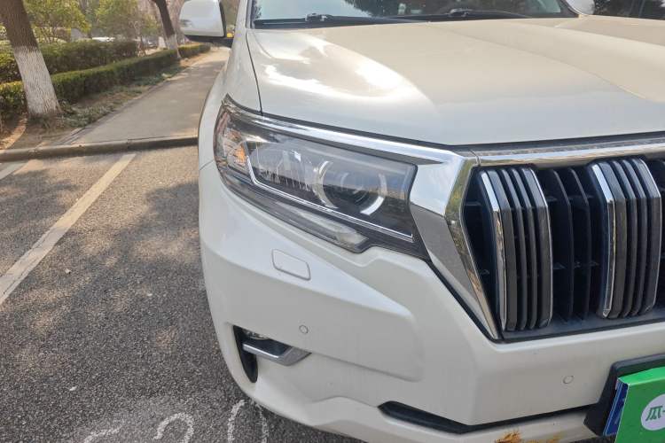 Used Toyota Prado 2018 3.5L Automatic VX NAVI with Rear-Mounted Spare Tire
