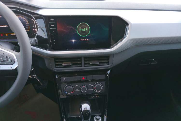 Used Volkswagen Tacqua 2021 200TSI DSG JoyConnect Edition