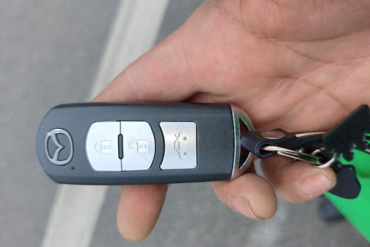 Used Mazda Atenza 2015 2.5L Blue Sky Prestige Edition