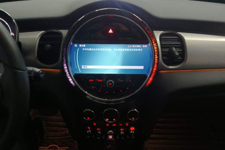 Used  MINI 2023 2.0T COOPER S Artist
