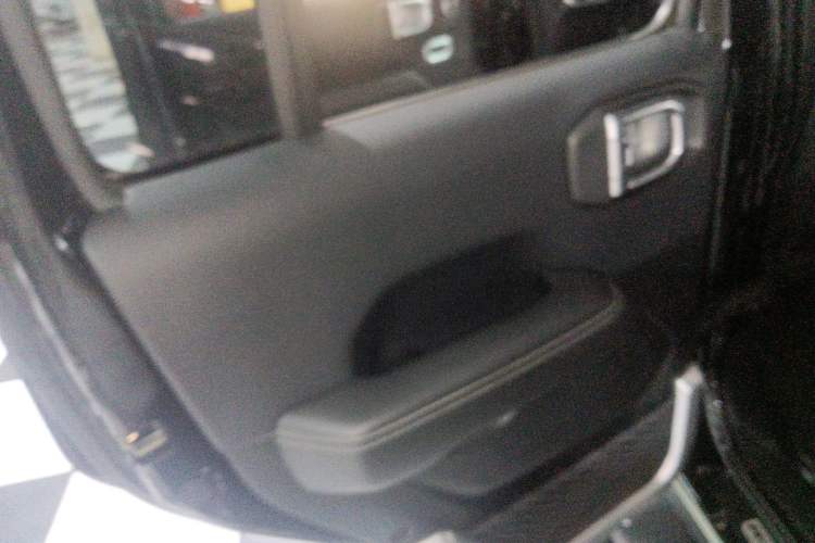 Used  Wrangler 2018 2.0T Sahara Four-Door Edition
