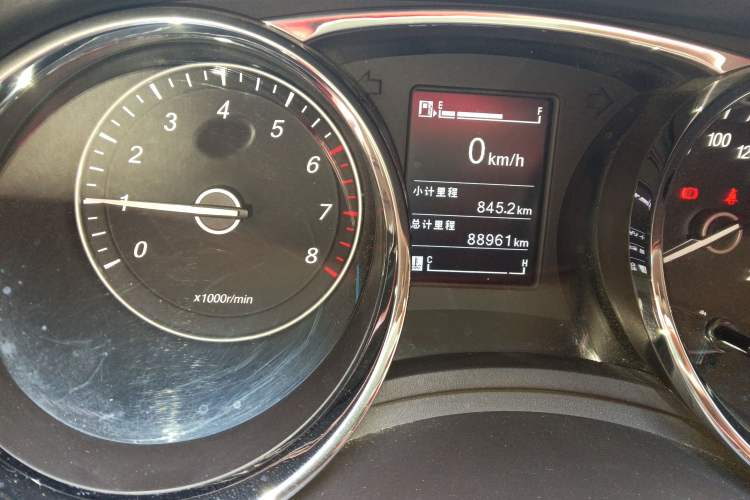 Used Baojun 730 2016 1.5L Manual Comfort Version 7 Seats China V Emission Standard
