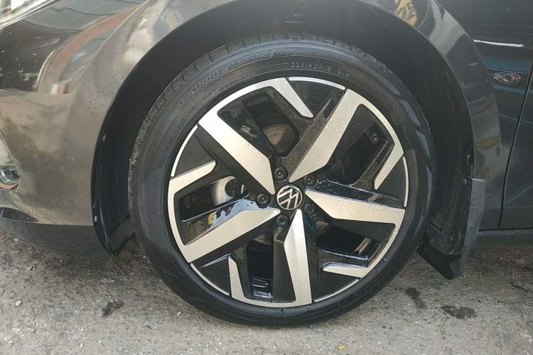 Used Volkswagen Lamando 2022 Lavida L 280TSI DSG Cool & Spicy Edition
