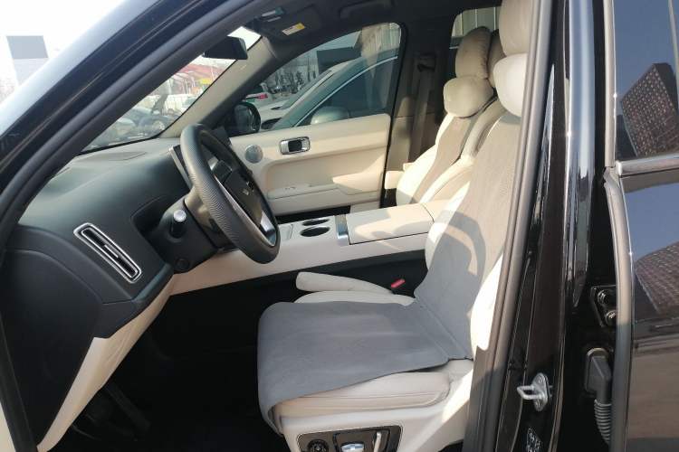 Used Li Auto L7 2023 Air model
