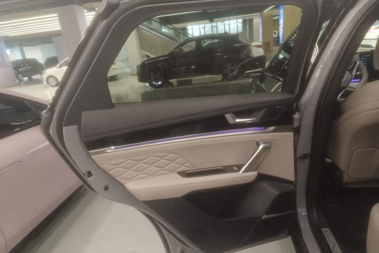 Used BYD Tang New Energy 2025 Intelligent Driving Version DM-i 115KM Flagship Edition
