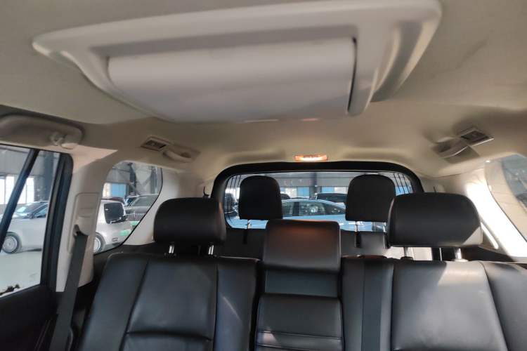 Used Toyota Prado 2014 4.0L Automatic TX-L NAVI
