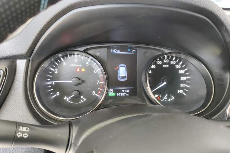 Used Nissan X-Trail 2019 2.5L CVT Smart Connect Luxury Edition 4WD
