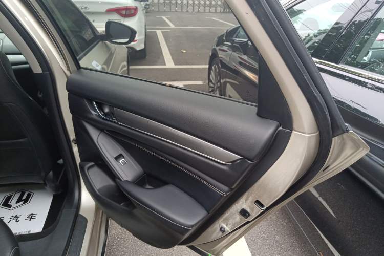 Used Honda Inspire 2019 260TURBO Elegant Edition China VI Emission Standard
