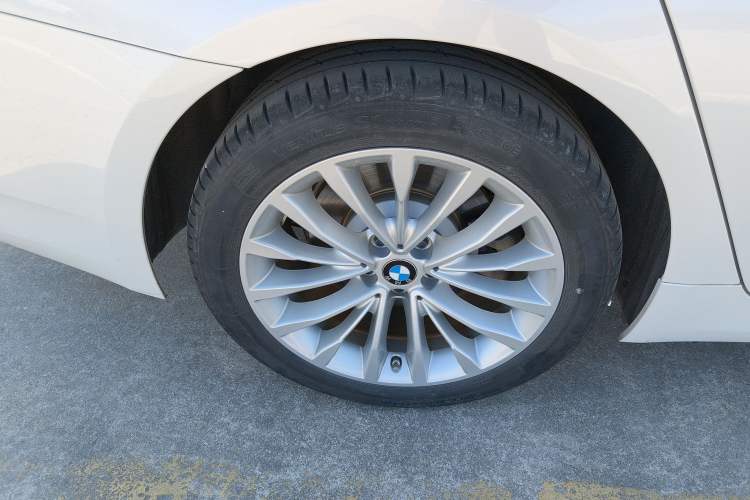 Used BMW 5 Series 2022 Restyled 525Li Luxury Package
