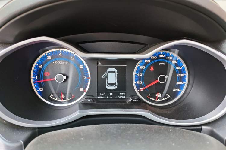 Used Geely Auto Emgrand X7 Sport 2021 Million Edition 1.8TD DCT Two-Wheel Drive Comfort Model
