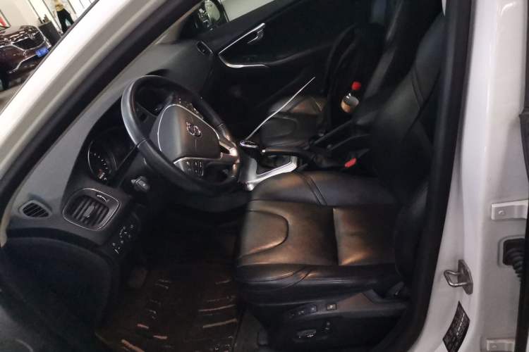 Used Volvo V40 2017 T3 Zhiya Edition