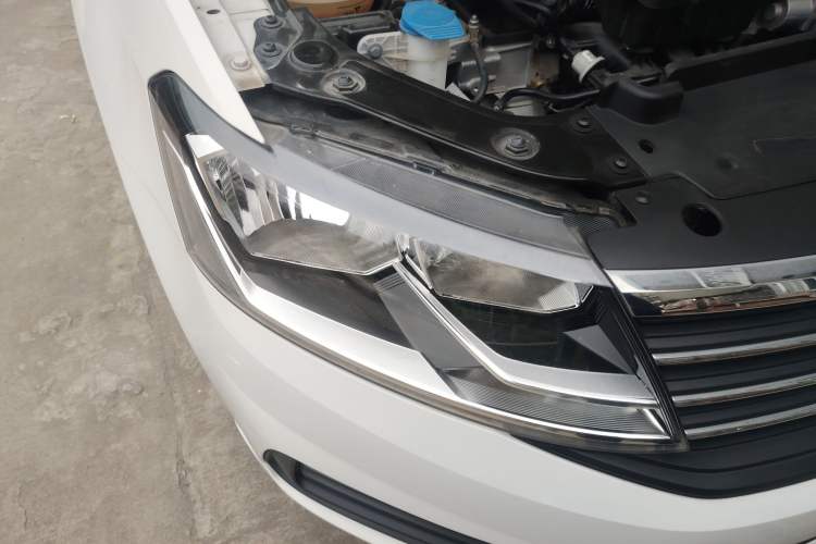 Used Volkswagen Lavida 2019 Lavida Start 1.5L Manual Fashion Edition China VI Standard