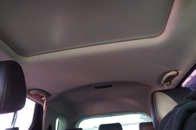 Used Changan CS55 2018 1.5T Automatic Colorful Edition China V Standard
