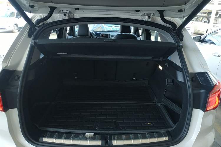 Used BMW X1 2016 sDrive18Li Luxury Model
