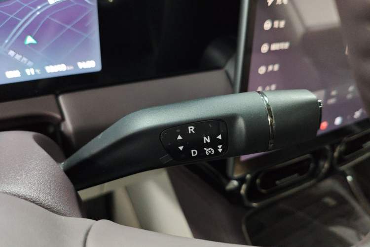 Used Leapmotor C11 2024 Range-Extended 300 Luxury Edition
