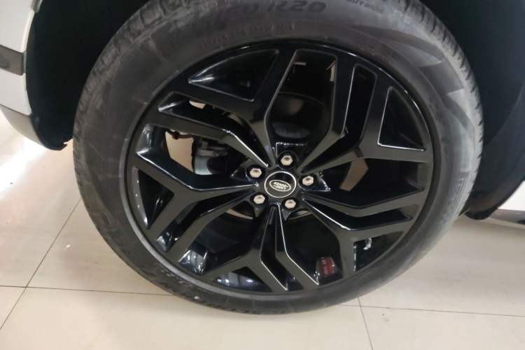 Used Land Rover Range Rover Evoque 2020 249 PS R-DYNAMIC S Blackened Sport Technology Edition
