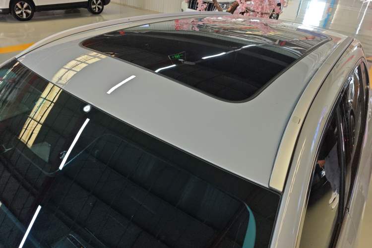 Used  E5 2024 530km Starship Edition