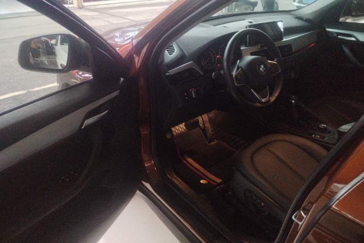 Used BMW X1 2016 sDrive18Li Premium Edition
