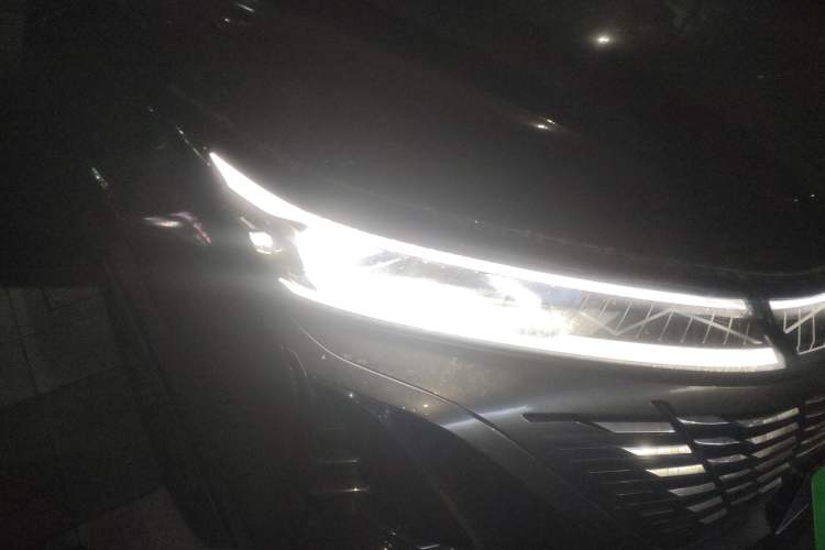 Used Changan CS75 PLUS 2023 3rd Generation 1.5T Automatic Prestige Model
