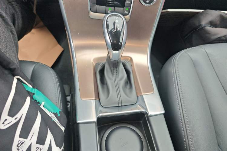 Used Volvo XC60 2017 T5 Smart Upgrade Edition