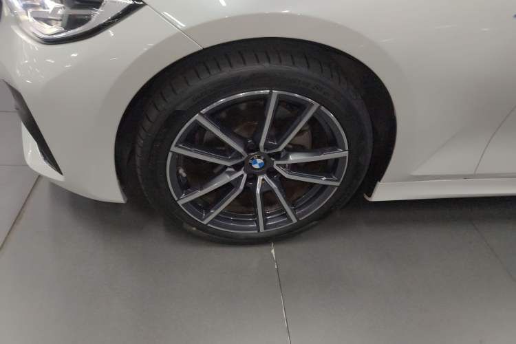 Used BMW 3 Series 2021 Second Facelift 320Li M Sport Package
