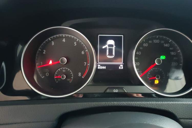 Used Volkswagen Golf 2017 280TSI Automatic R-Line Million-Vehicle Commemorative Edition
