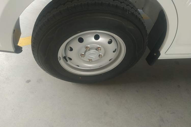 Used Dongfeng Yufeng EM27 2024 EM27L Henan Lidong 41.472 kWh
