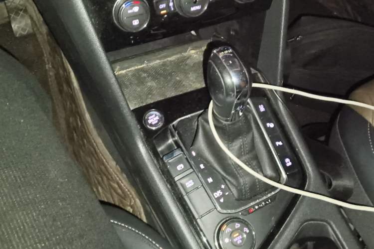 Used Volkswagen Tharu 2020 330TSI Four-Wheel Drive Flagship Version China VI Standard
