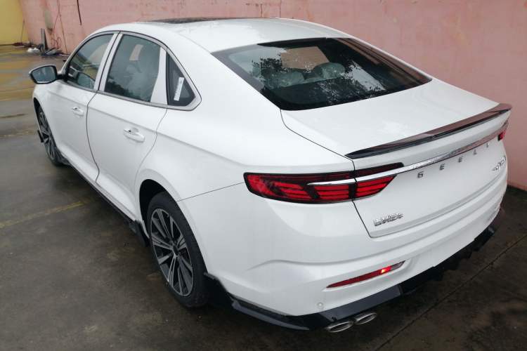 Used Geely Auto Preface 2025 Dongfang Yao 1.5TD Kunlun Edition