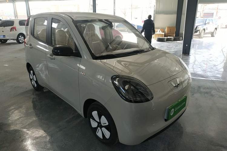 Used Wuling Hongguang MINIEV 2025 Four-Door Version Advanced Edition
