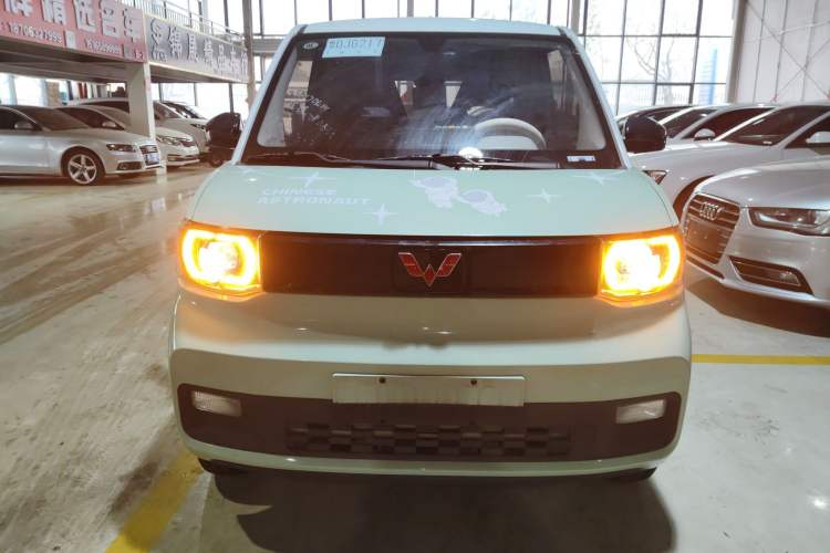 Used Wuling Hongguang MINIEV 2021 Macaron Premium Model – Lithium Iron Phosphate
